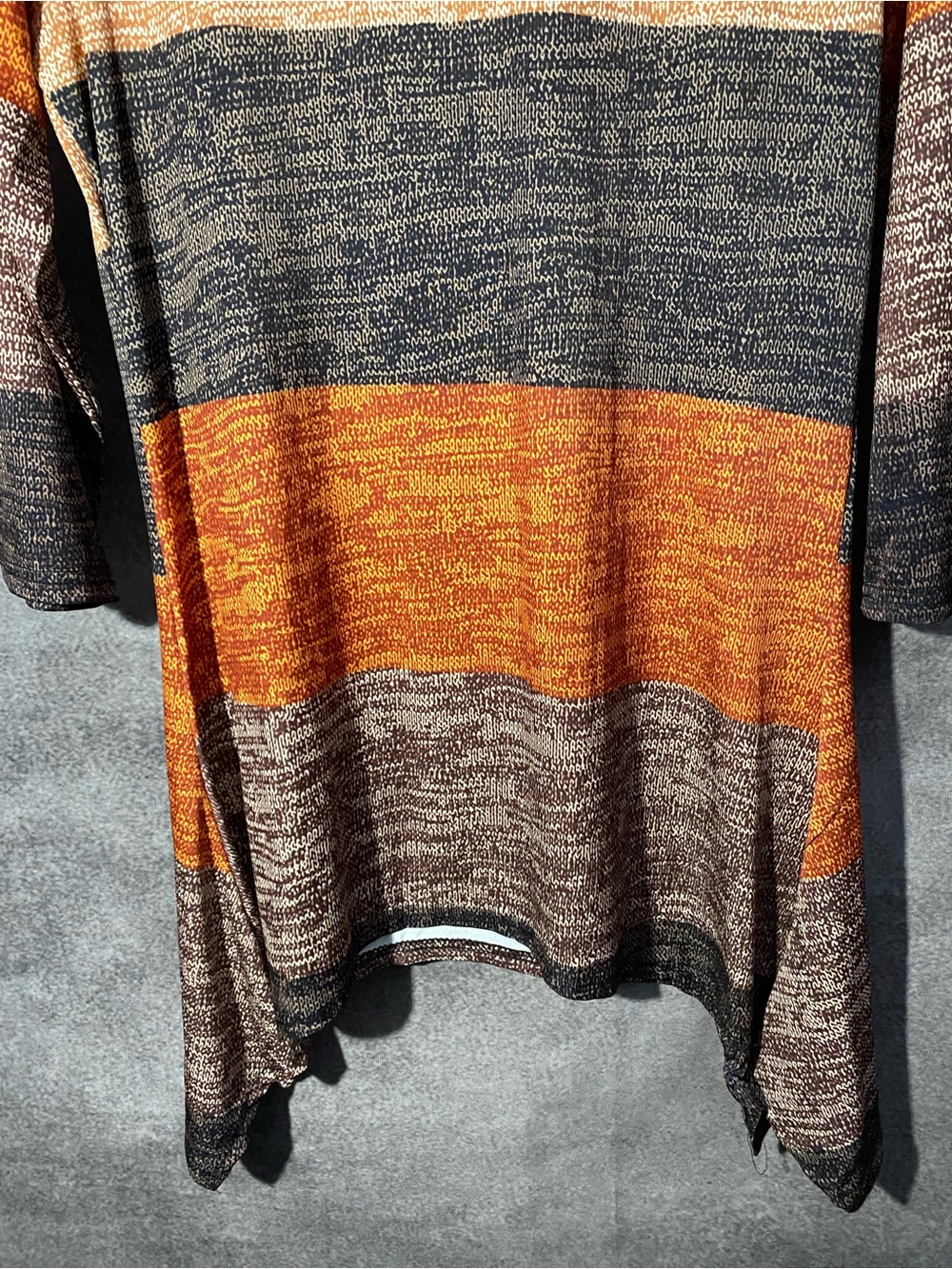 Lily by Firmiana Tunic Top Medium M Knit Stripe Sharkbite Hem 3/4 Sleeve - Picture 2 of 9